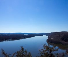 Cruise the mighty North American rivers