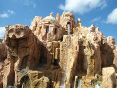 Monday 5/1 Daily Getaway – Universal Orlando Resorts