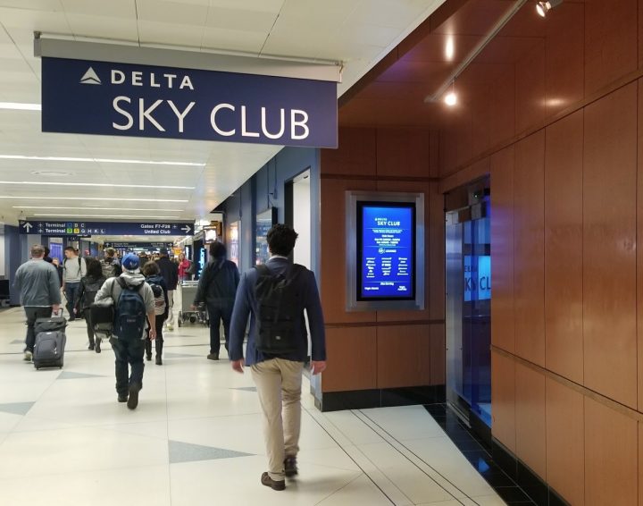 Delta Sky Club ORD / Chicago review