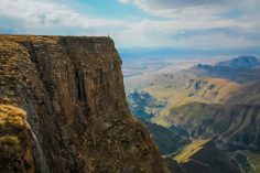 A Guide to the Best Hikes in the Drakensberg, South Africa