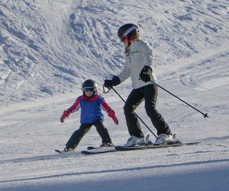 5 top tips for choosing a family ski holiday