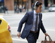 $265 Bose QuietComfort 35 II Wireless Noise Cancelling Headphones (Limited Time Offer)