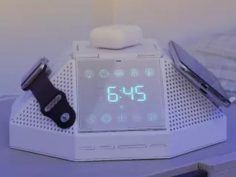 Kickstarter – HyperCube: Wireless Charging Station & Sleep Aid