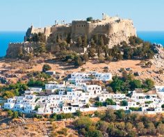 5 car-free aka care-free Greek destinations