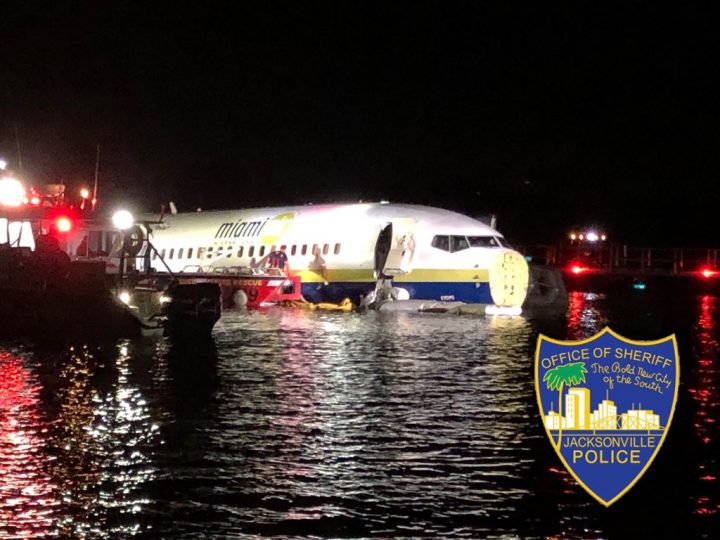 Boeing 737 Crashes Into River With 140 Aboard in Florida