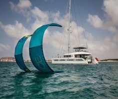 Why you should hire a luxury catamaran in the Bahamas