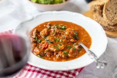 How To Make Traditional Croatian Goulash (Gulaš)