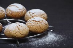 Croatian Honey Cookies Recipe (Medenjaci)