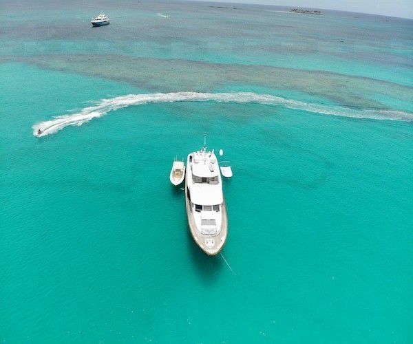 Lazy winter days in the Caribbean with luxury charter yacht Far Niente