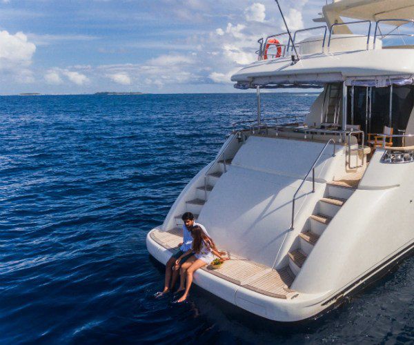 5 reasons to discover the Maldives with luxury yacht Nawaimaa