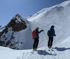 6 top tips for staying safe on a ski holiday during COVID-19