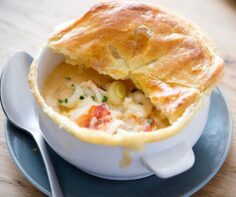 Recipe of the week: Lobster bisque en croûte