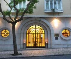 Short stay: Hotel Britania, Lisbon, Portugal