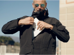 Kickstarter: ISOLA Year-Round Waterproof Jacket (back it by today)