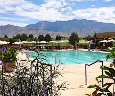 Upscale lodging in Albuquerque, New Mexico