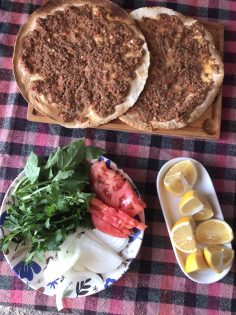 How To Make Turkish Lahmacun At Home