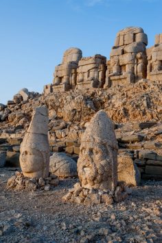 Mount Nemrut: UNESCO World Heritage Site Of The Commagene Kingdom