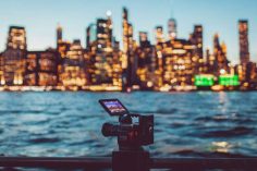 8 Ways to Book Better Vacation Photos in a New City