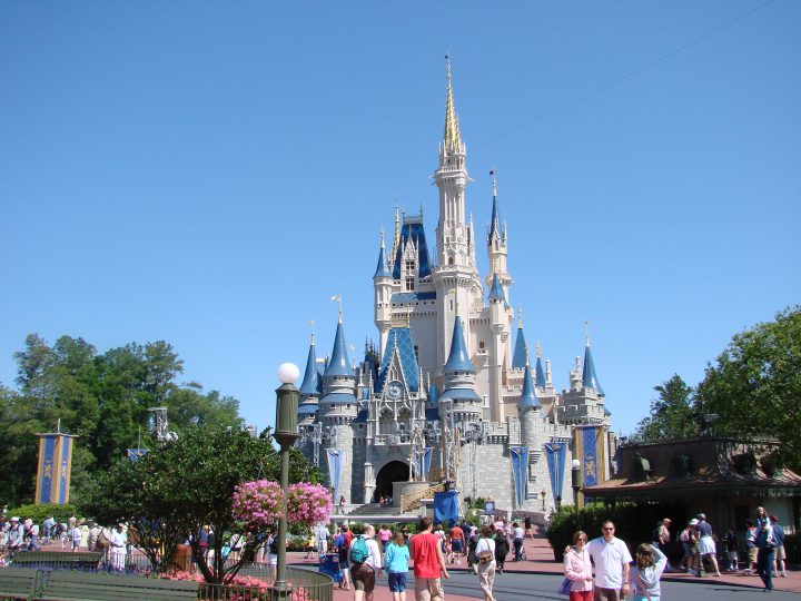 Why You Should Consider Traveling Solo to Orlando’s Theme Parks