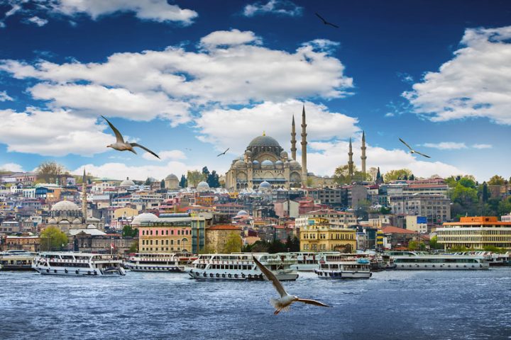 Istanbul Travel Guide – Awesome Things to do, Must-Try Restaurants and Cool Places to Stay