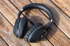 The Best Wireless Noise Cancelling Headphones For Travel