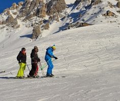 Top 10 ski schools in Meribel
