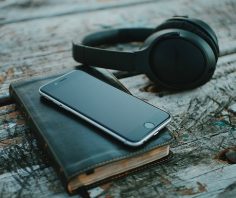 How to enjoy Apple Music offline