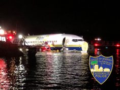 Boeing 737 Crashes Into River With 140 Aboard in Florida
