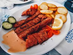 Tavern Tzanakis: Enjoy Delicious Greek Food Like Family in Santorini, Greece