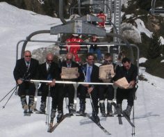 A catered ski chalet is the perfect choice for a corporate ski trip
