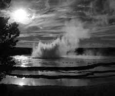 Photograph of the week: Great Fountain Geyser, Yellowstone National Park, Wyoming, USA