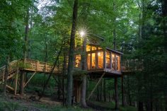 Staying at The Mohicans Treehouses in Ohio