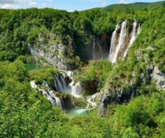 Top 10 experiences in Plitvice Lakes National Park