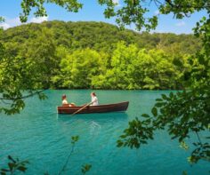 Your Spring getaway in Plitvice Lakes National Park