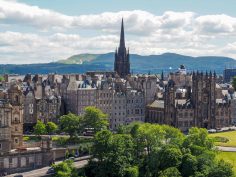 25+ Awesome Things to Do in Edinburgh, Scotland