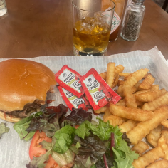 This Is How An Airport Meal For One Ends Up Costing $78