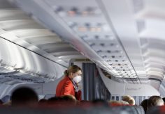 2 Flight Attendants Are Bitten And Threatened With A “Shank”